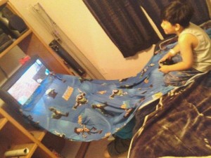 split-screen-gaming-like-a-boss